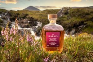 The Hearach Oloroso Cask Matured (Credit: Isle of Harris Whisky)