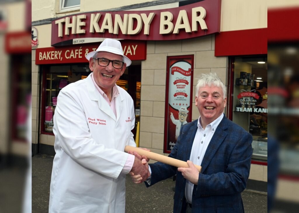 (Stephen McAllister (left) and Craig McPhie (right) (Credit: Kandy Bar Bakery)